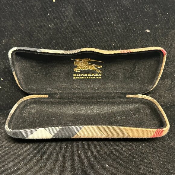Burberry Nova Check Sunglass Case - Picture 2 of 5